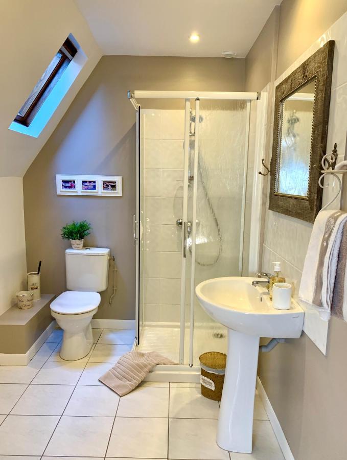 Bed and Breakfast L'Ange Est Reveur Langeais Exterior foto