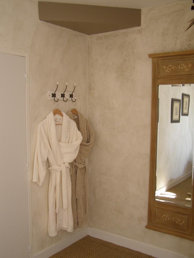 Bed and Breakfast L'Ange Est Reveur Langeais Exterior foto